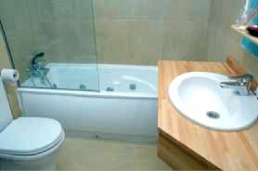 Hotel Erreka Guenes Екстер'єр фото
