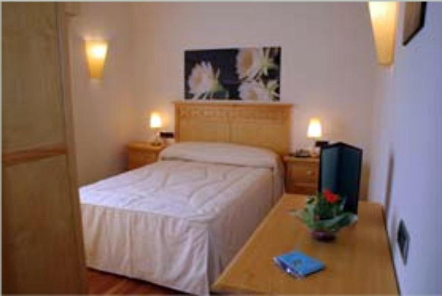 Hotel Erreka Guenes Екстер'єр фото
