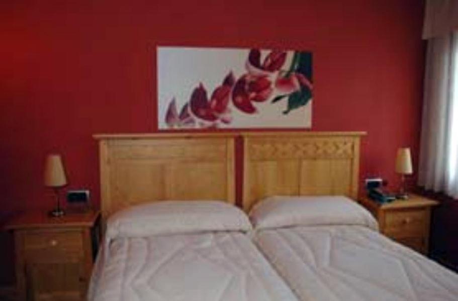 Hotel Erreka Guenes Екстер'єр фото